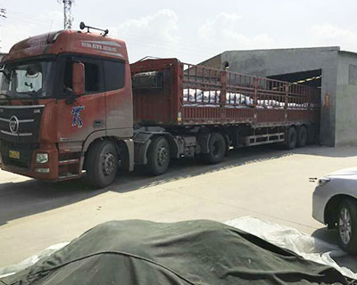 貨物裝車完畢準備發貨 貨物裝車完畢準備發貨